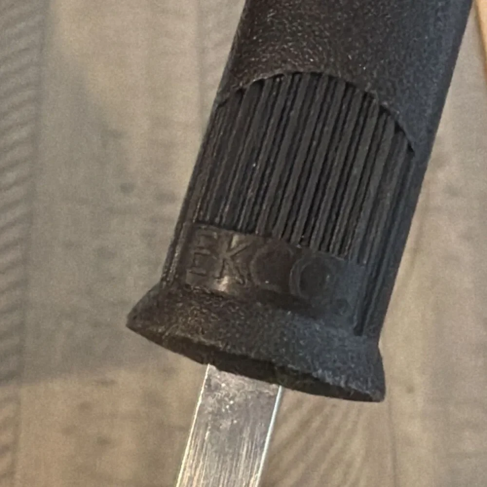 Vintage EKCO Short  Black Handle Slotted Keyhole Spatula Turner Flipper 10.25”